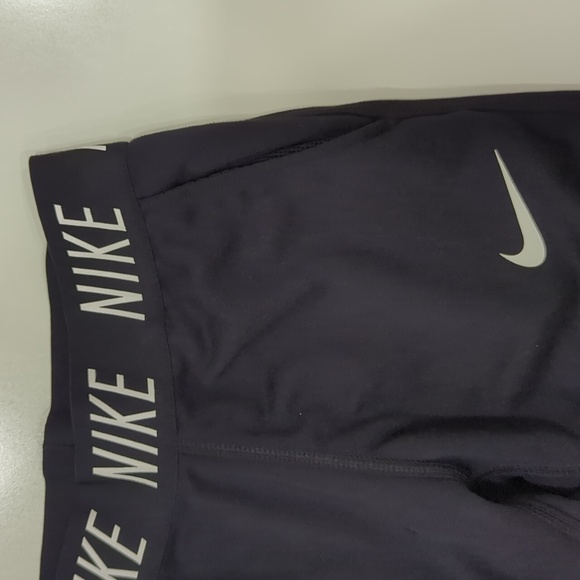 Nike Dri-Fit Leggings - Picture 6 of 10